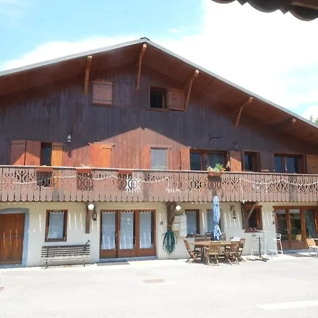 Particulier Loue 2 Communicants Dans A Jusqu A 16 Couchages Apartment Samoens